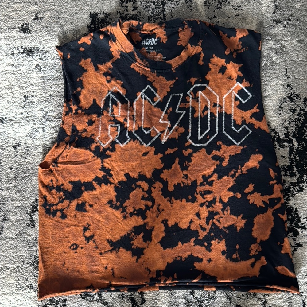 🛍️AC/DC Black and Orange Sleeveless Top